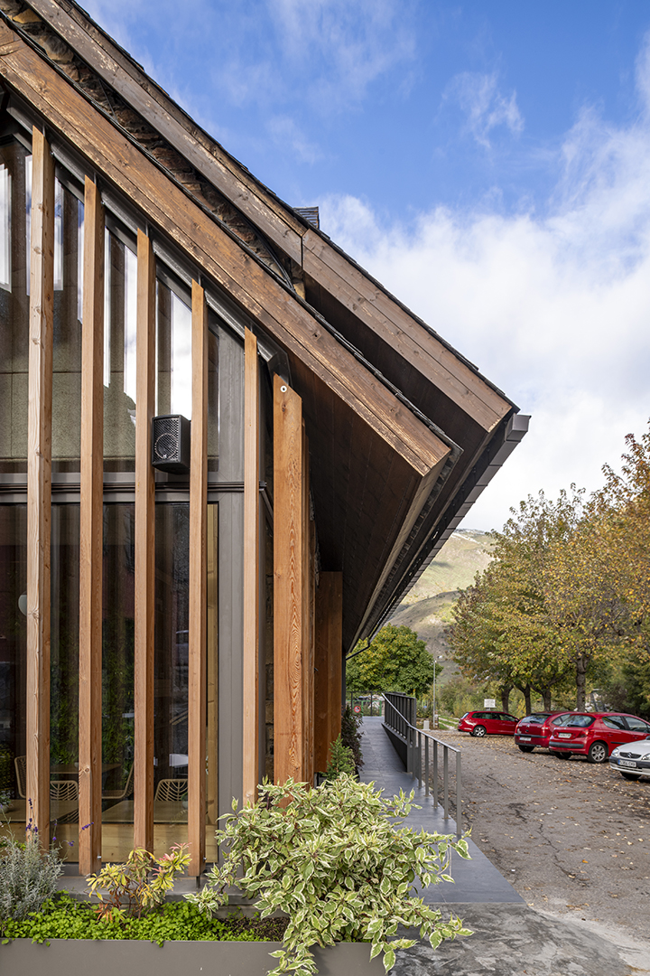 Centro Cívico Tredòs