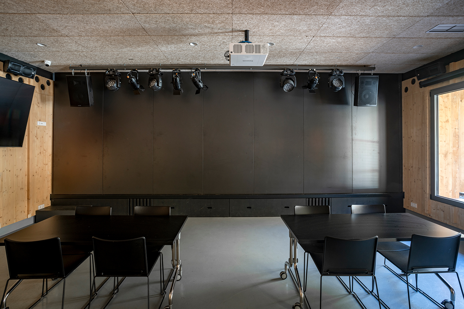 Centro Cívico Tredòs