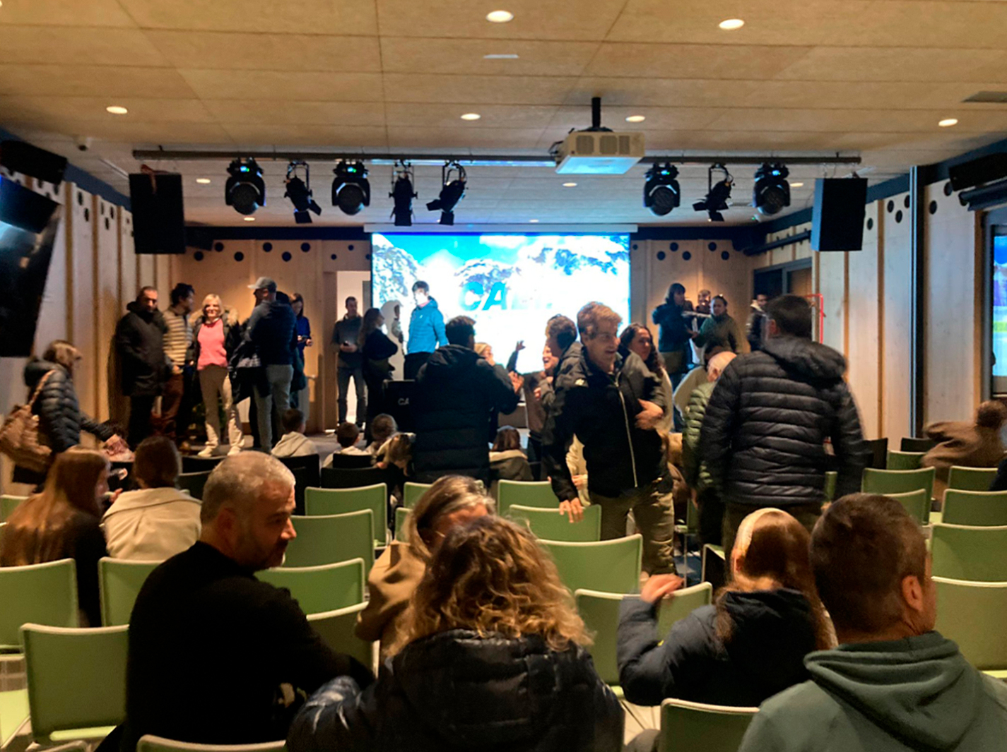 Centro Cívico Tredòs